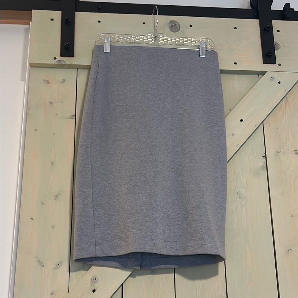 Premise Gray Knee-Length Pencil Skirt for Casual Wear